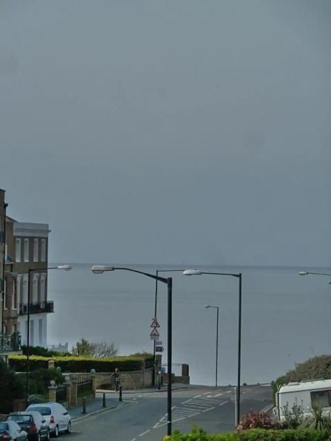 Floor Flat With Sea View